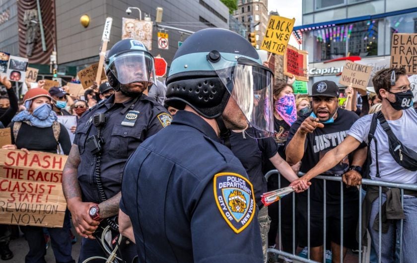 Arien Chang. Protestas en Nueva York.
