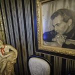 Julios House Wall portrait