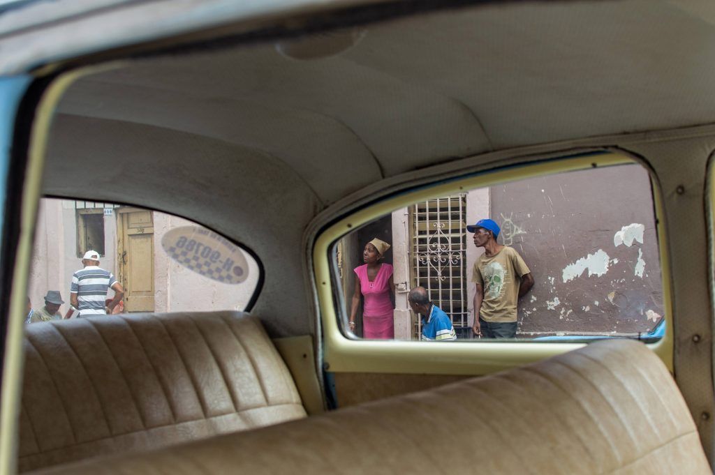 Linda Esperanza Aragón. La Habana: El viaje fue mirar.