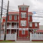 10 Red House