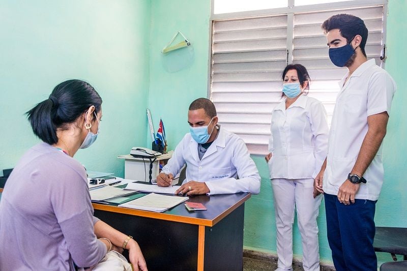 Consulta médica en Cuba Foto: Juventud Rebelde