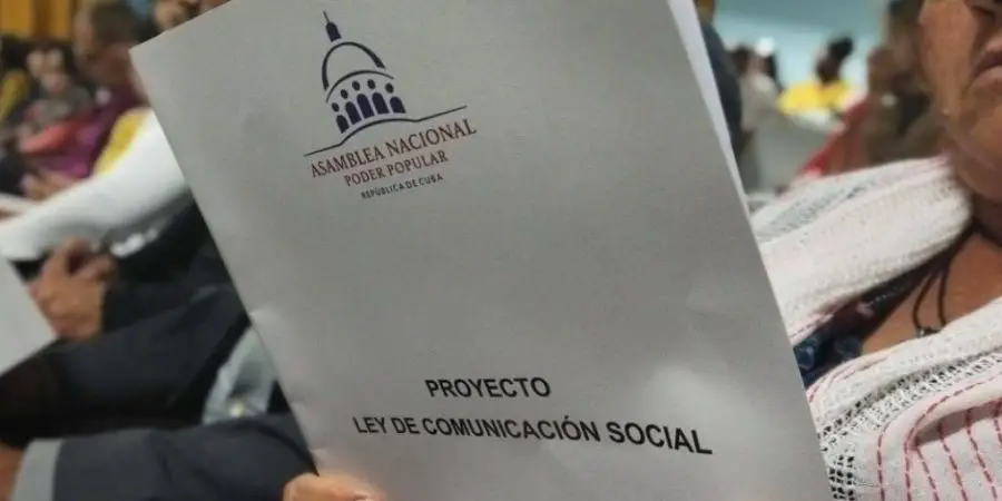El proyecto de Ley de Comunicación Social / Foto: Escambray