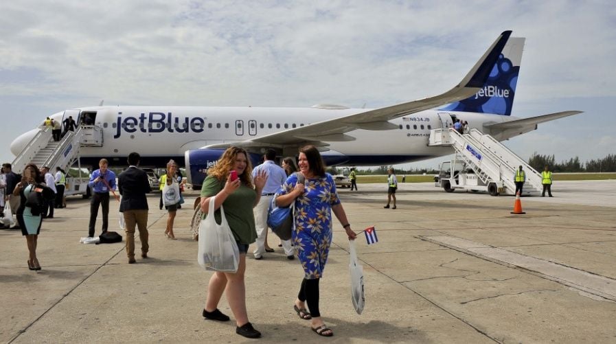 Cubanos residentes en Estados Unidos de regreso en su país de origen