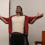 Rey y Alberto en el taller de ensayo de su performance para la Monstra cabaret