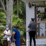 4- Una oficina de Western Union en Cuba . Foto AP Ismael Francisco