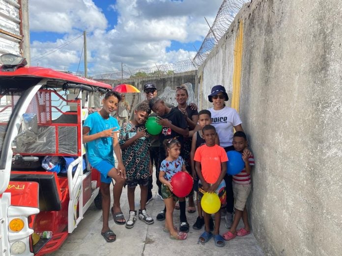 Trabajo con niños en las comunidades en Cuba