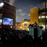 Proyección de cine en El Parqueo, La Habana