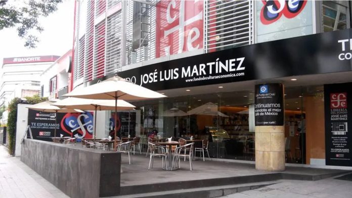 Entrada de la librería José Luis Martínez del Fondo de Cultura Económica