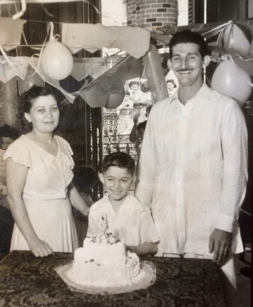 Reinaldo García Ramos, en su cumpleaños (1951)