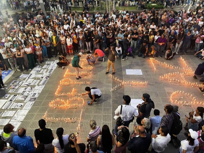 Vigilia en la plaza Los Palos Grandes, Caracas; 8 de agosto de 2024 / Foto: Erick Lezama