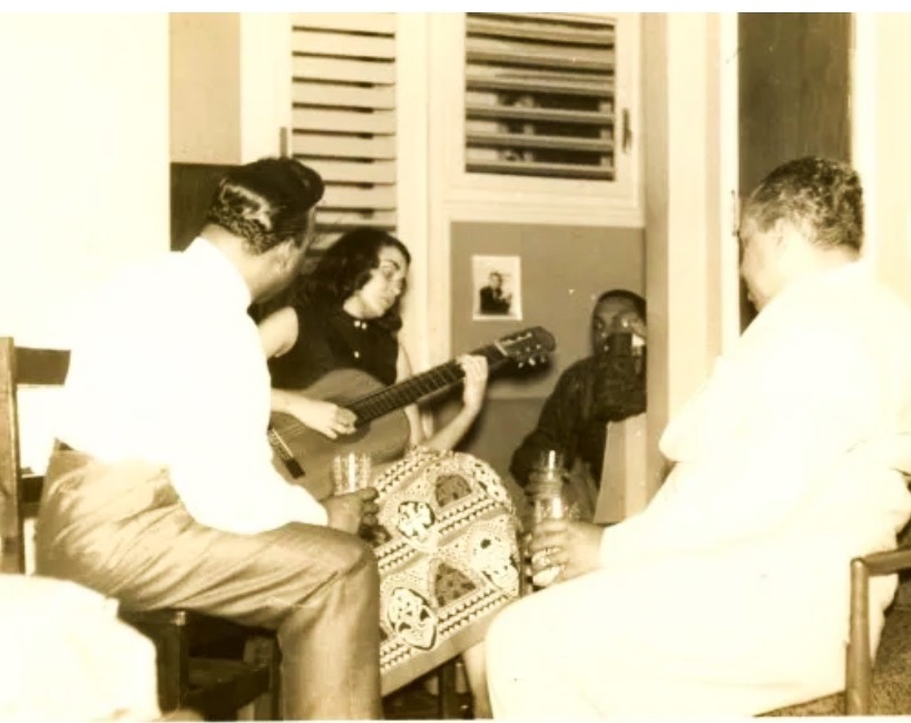 Marta Valdés junto a Vicentico Valdés, Rosendo Ruiz y Giraldo Piloto (padre)