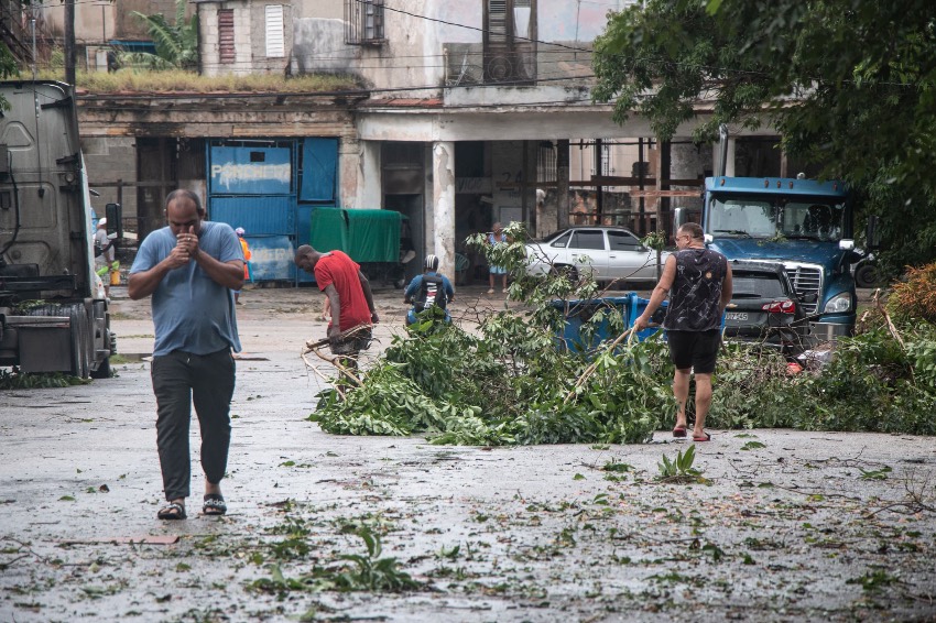 Tras el paso del huracán Rafael por Cuba (Plaza de la Revolución, La Habana; 7 de noviembre de 2024)