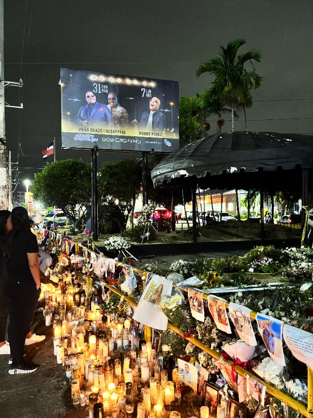 Vigilia por las víctimas de la tragedia en el Jet Set Club, en Santo Domingo