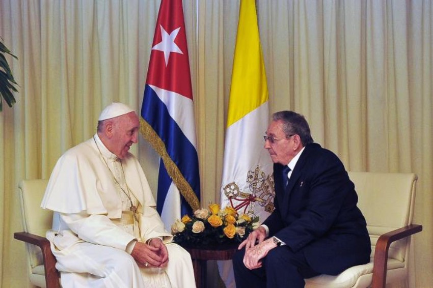 El Papa Francisco y Raúl Castro en La Habana