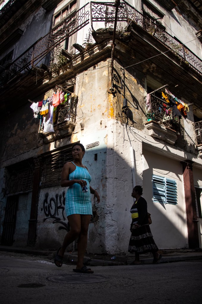 Marcel Villa. La Habana habla en colores.