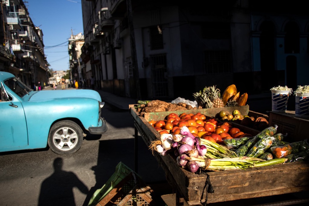 Marcel Villa. La Habana habla en colores.