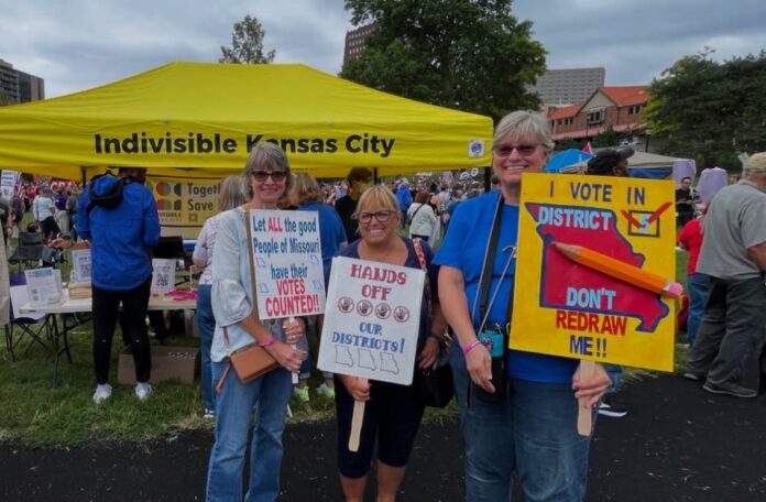 Manifestantes contra el gerrymandering en Kansas City, EE.UU.