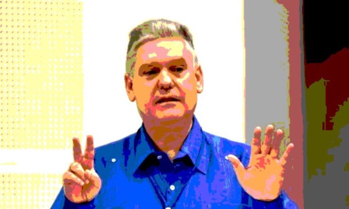 Alejando Gil, exministro de Economía y Planificación y exviceprimer ministro de Cuba, llevado a juicio por corrupción y espionaje en noviembre de 2025