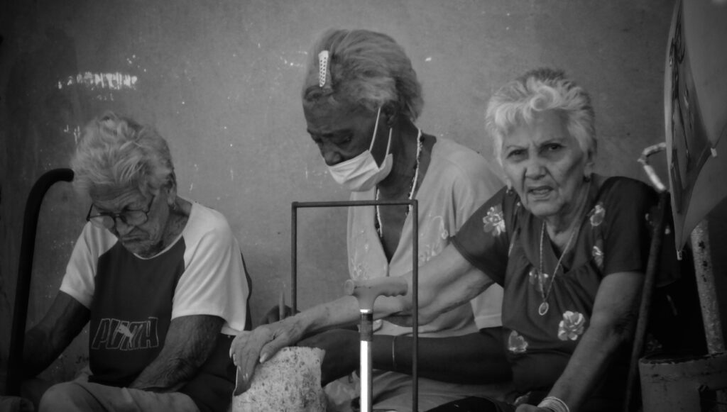 Adultos mayores en Cuba / Foto: José Leandro Garbey Castillo