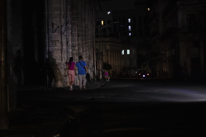 La crisis energética es otro de los factores que impactan al sector y la calidad de los servicios / Foto: El Estornudo.
