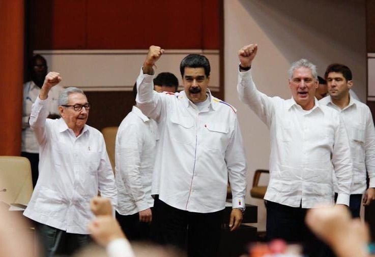 Maduro junto a Raúl Castro y Miguel Díaz-Canel / Foto tomada de Internet