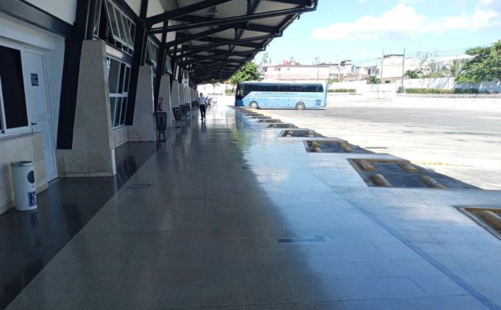 El transporte interprovincial, reducido a mínimos en Cuba