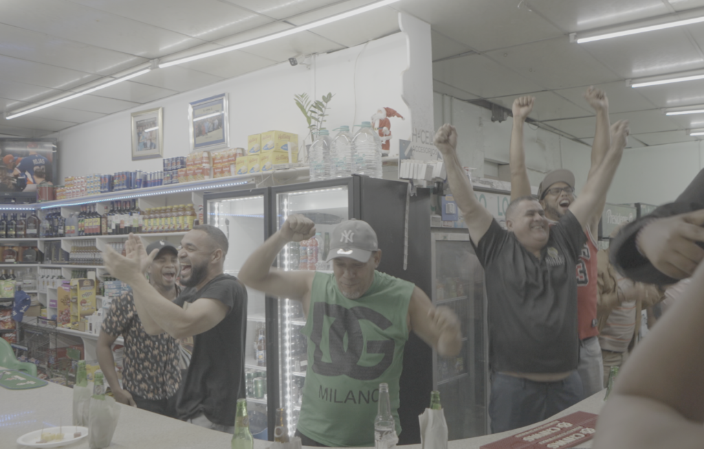 Venezolanos celebran su triunfo
