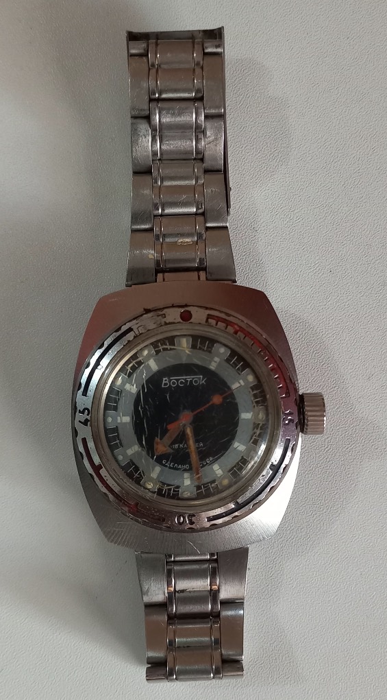 Reloj soviético de marca Vostok
