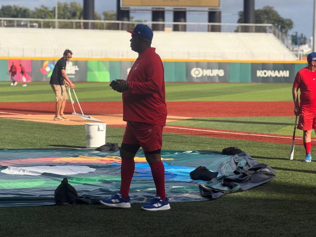 Omar Linares, leyenda del béisbol cubano y entrenador de bateo. Equipo Cuba; Clásico Mundial de Béisbol 2026