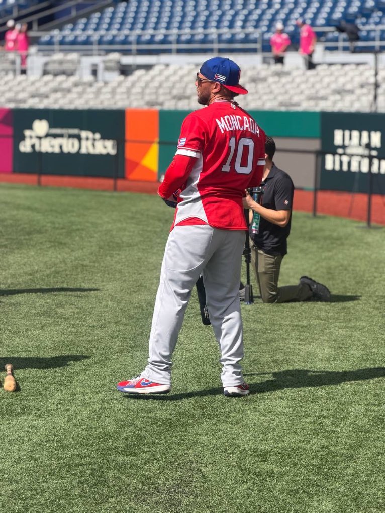 Yoán Moncada. Equipo Cuba; Clásico Mundial de Béisbol 2026