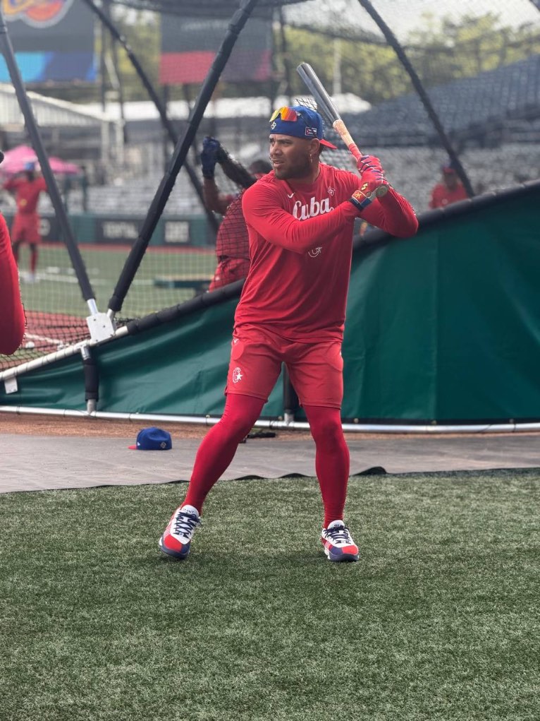 Yoán Moncada. Equipo Cuba; Clásico Mundial de Béisbol 2026