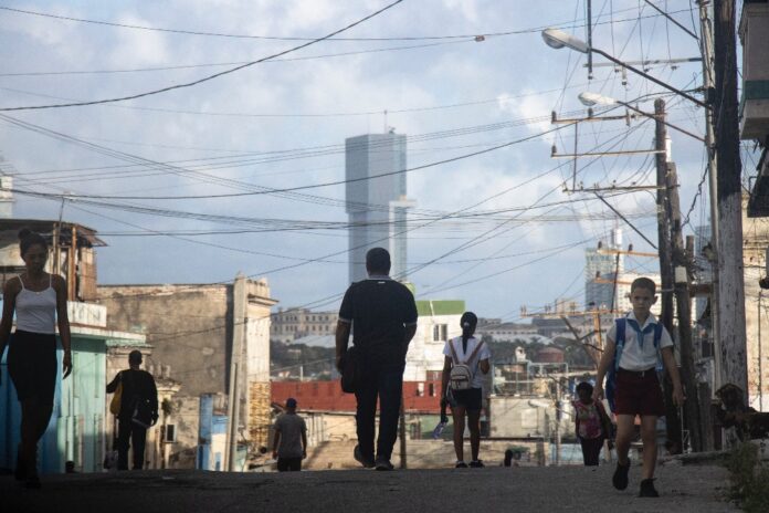 Bajo la Torre K. La Habana, 2026