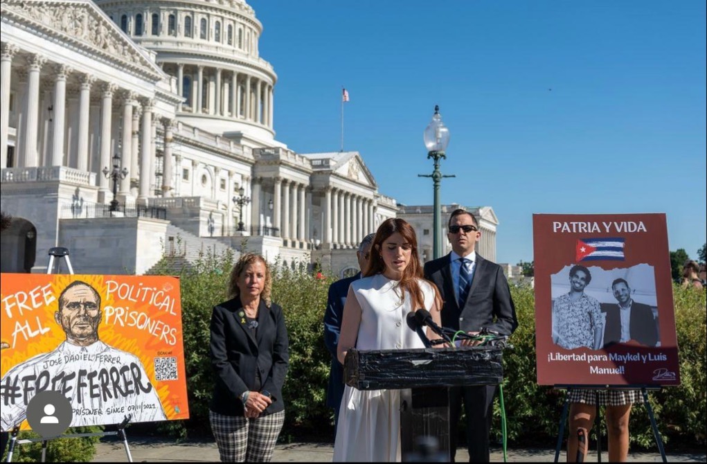 Carolina Barrero, opositora cubana y directora ejecutiva de Ciudadanía y Libertad, en Washington D.C., abogando por los prisioneros políticos cubanos