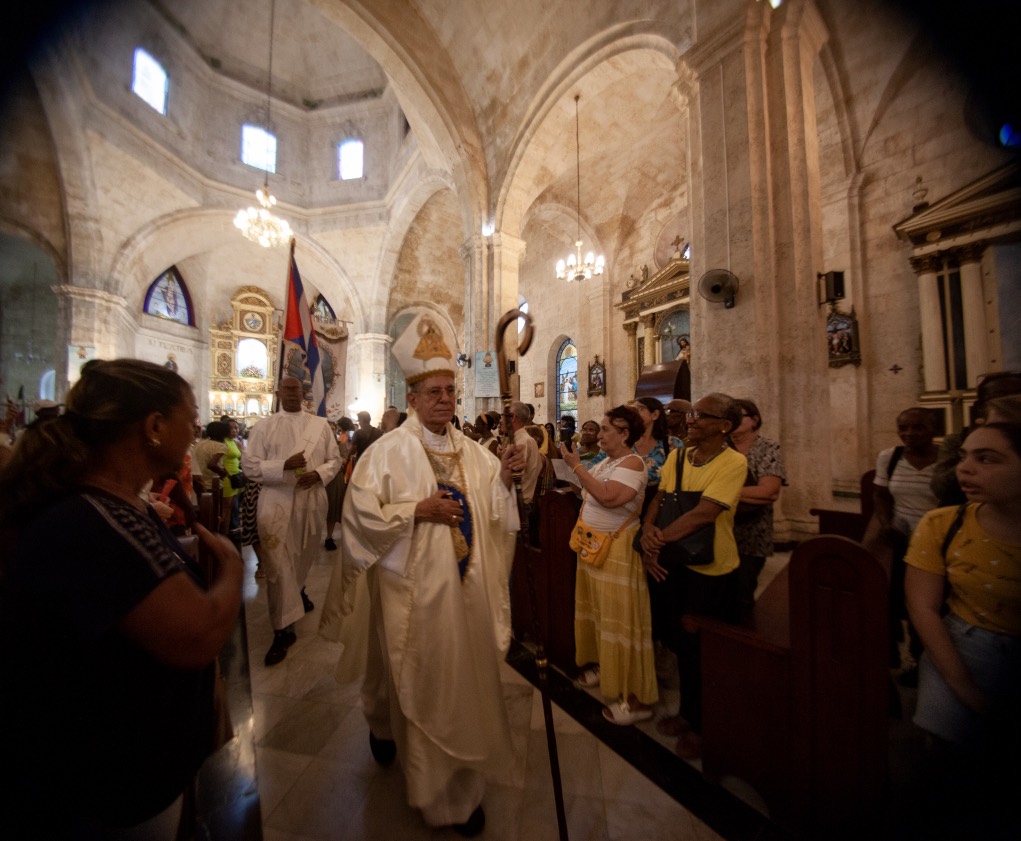 Fin de la misa. Celebración de la Virgen de la Caridad del Cobre; La Habana, septiembre de 2026